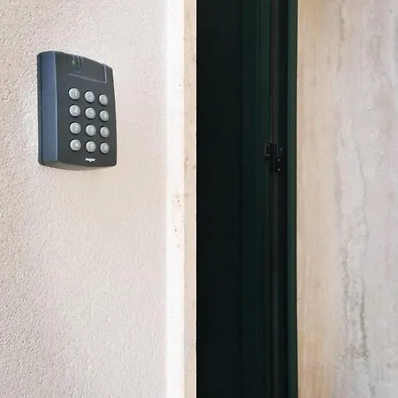 Apartment Holly Torre dell'Orso