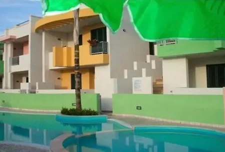 Holly Apartment *